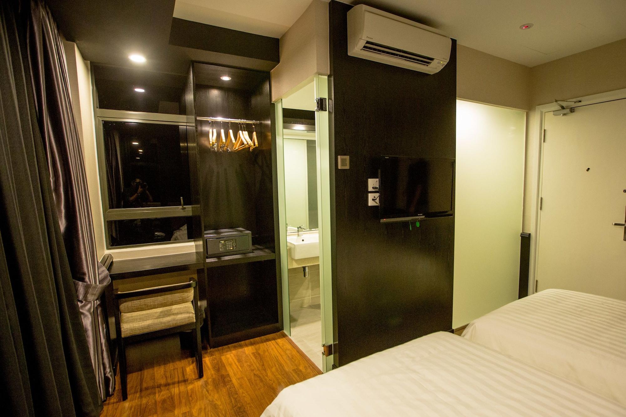 Manhattan Business Hotel Damansara Perdana Petaling Jaya Extérieur photo