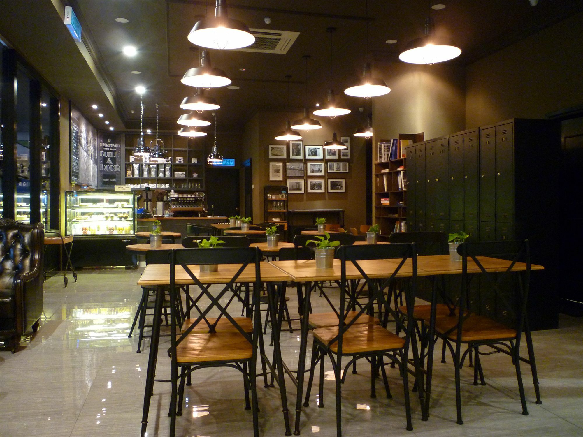Manhattan Business Hotel Damansara Perdana Petaling Jaya Extérieur photo
